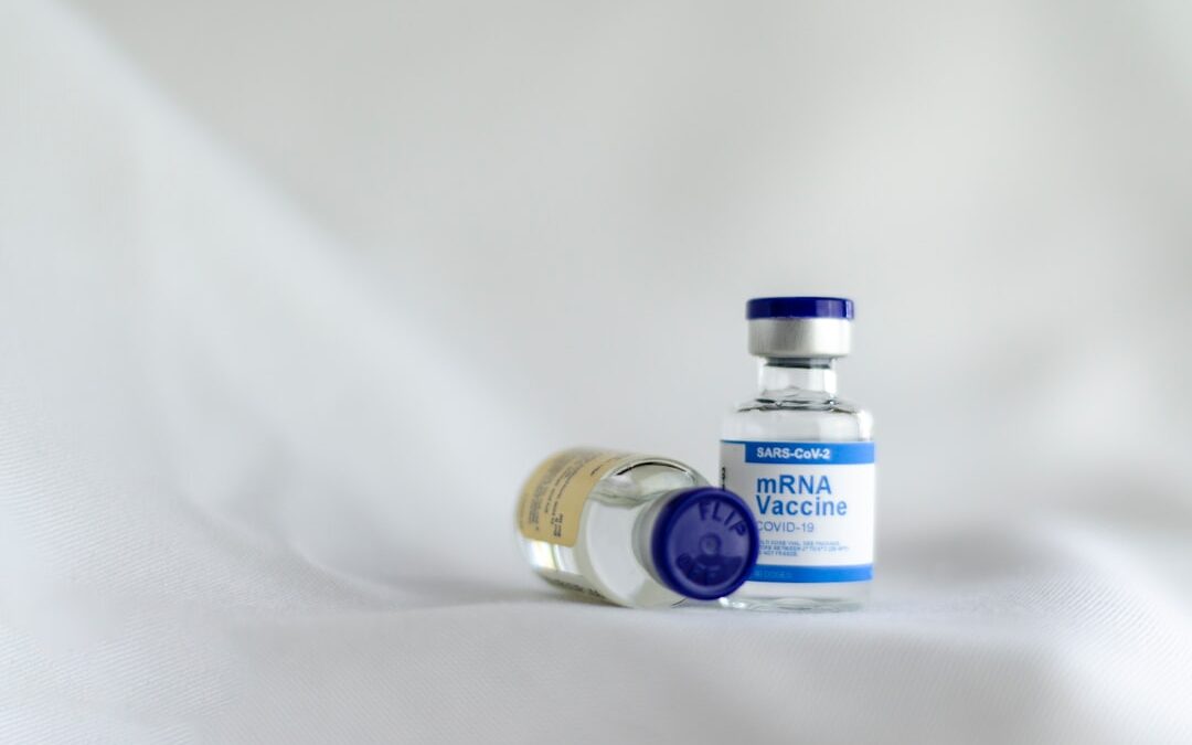 Photo Vaccine vial