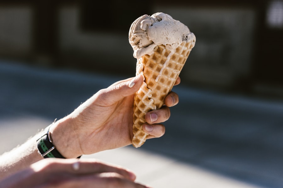 A fogamzásgátló krémek hatékonysága kulcsfontosságú szerepet játszik a családtervezésben és a szexuális egészség megőrzésében. A nők számára, akik szeretnék elkerülni a nem kívánt terhességet, a megfelelő fogamzásgátló módszer kiválasztása elengedhetetlen. A fogamzásgátló krémek, mint a helyi alkalmazású készítmények, különösen népszerűek, mivel egyszerűen használhatók és közvetlenül a szexuális aktus előtt alkalmazhatók.