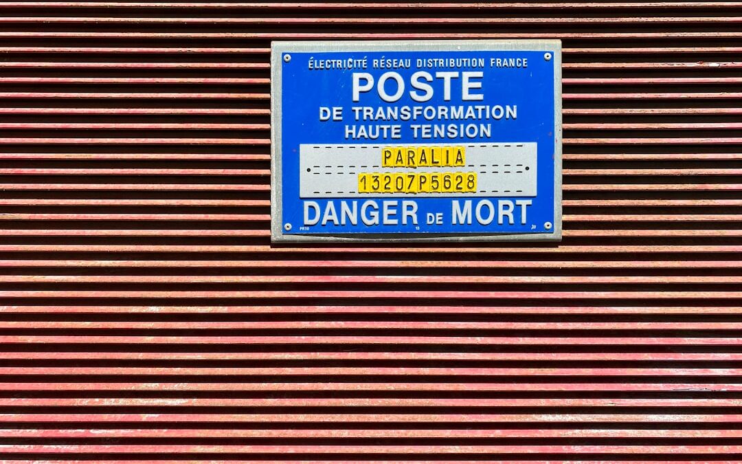 Photo Warning label