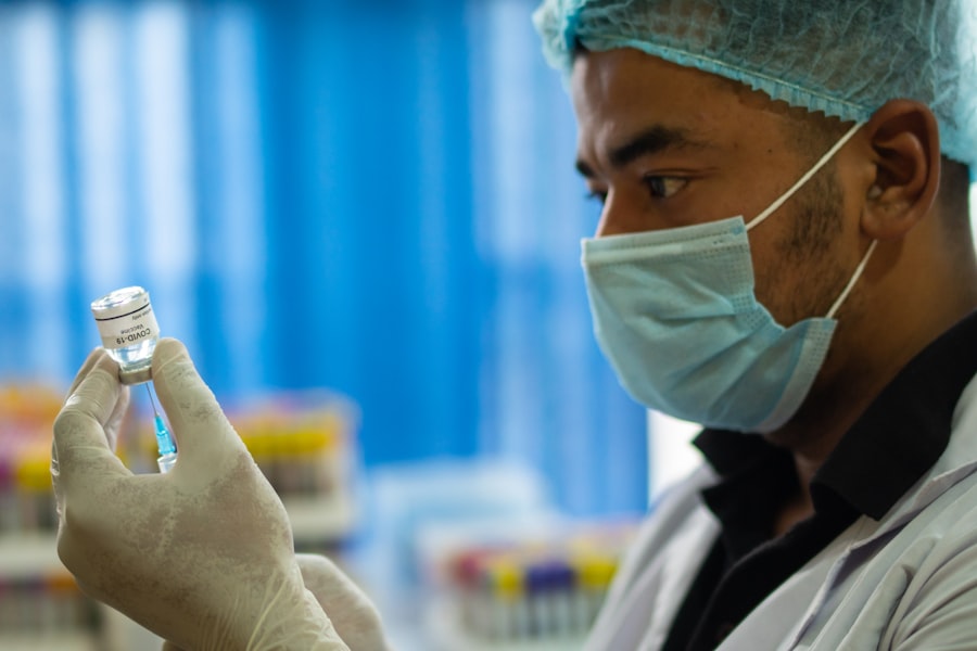 Az antibiotikum injekció felnőtteknek cikk mellett érdemes elolvasni a hormonmentes fogamzásgátló módszerek című írást is. Ez a cikk bemutatja, hogy milyen biztonságos alternatívái vannak a hormonmentes fogamzásgátlásnak, amelyek segítségével hatékonyan védekezhetünk a nem kívánt terhesség ellen. Fontos tudni, hogy a fogamzásgátló módszerek kiválasztásakor mindig konzultáljunk szakemberrel, hogy megtaláljuk a számunkra legmegfelelőbb megoldást.