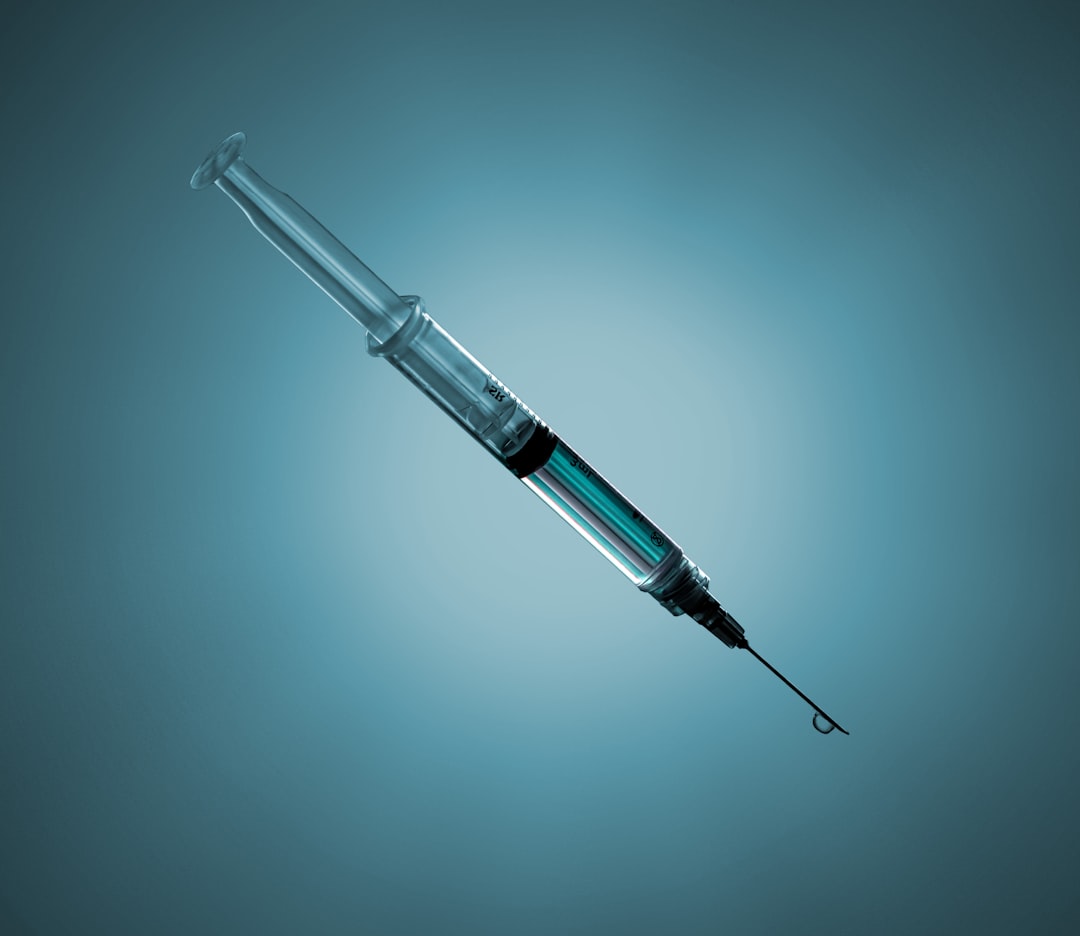 Photo Vaccine syringe