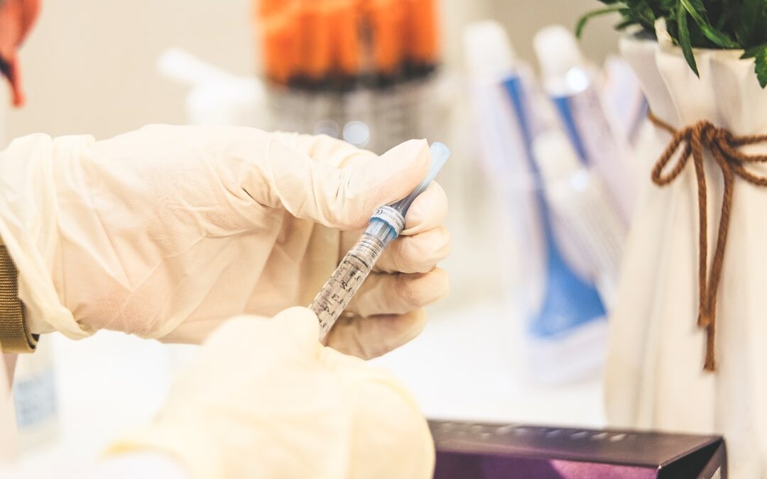 Photo Syringe and vial