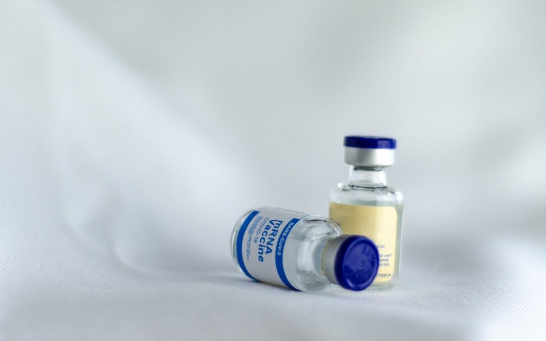 Photo Vaccine vial