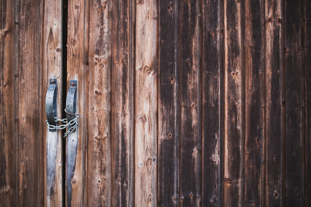 Photo Closed door