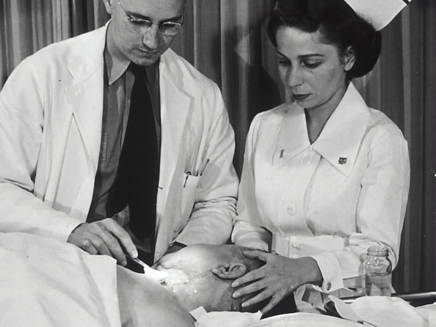 Photo "Prevention of bowel necrosis"