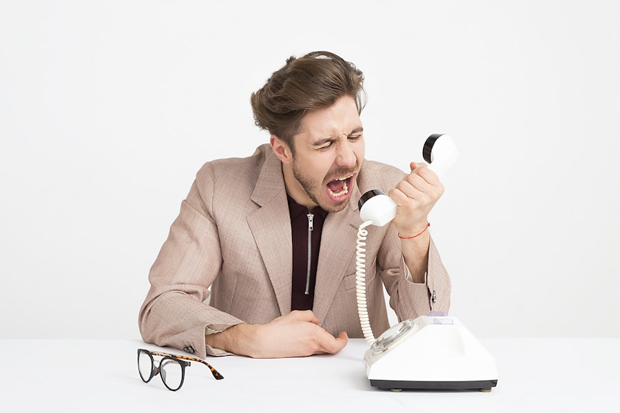 Photo "ear ringing dizziness balance disorder"