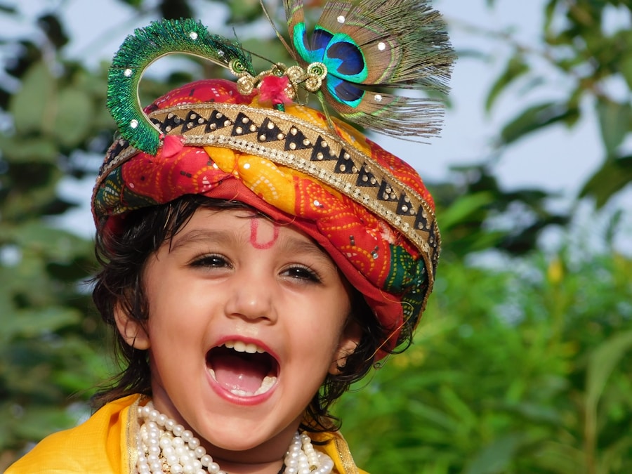 Photo "Fulzugasra mi jo" translates to "I am happy"