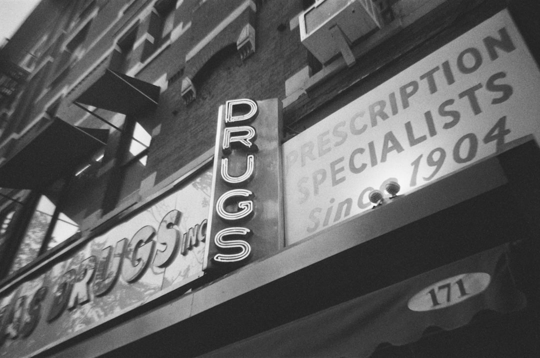 Photo Pharmacy sign