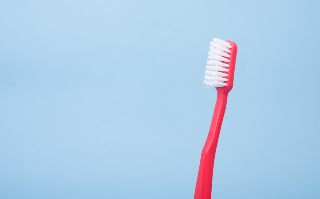 Photo Toothbrush and floss