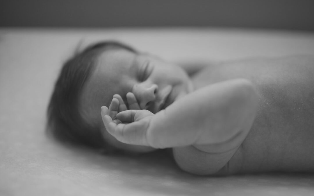 Photo Baby with hernia