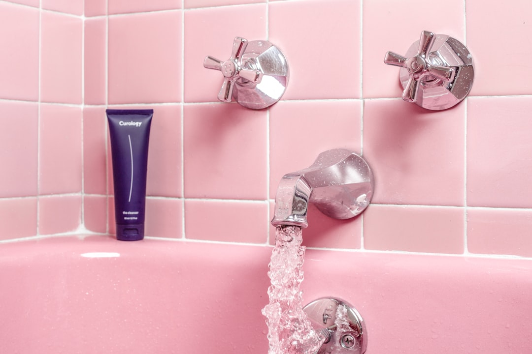 Photo Facial cleanser