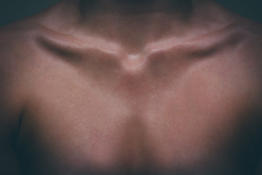 Photo Throat pain
