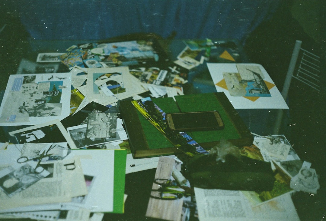Photo Symptoms of hoarding
