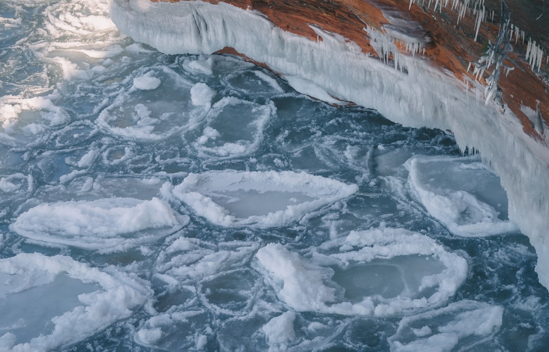 Photo Icy cold water