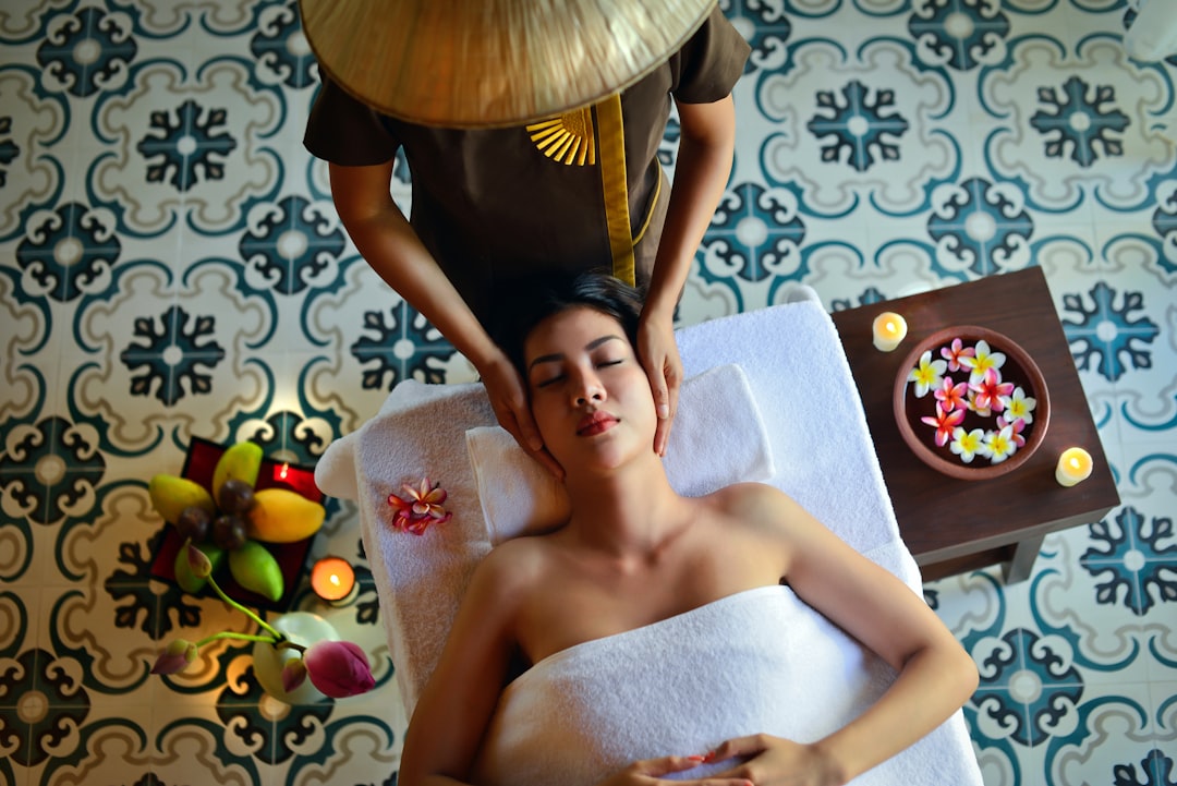 Photo massage table