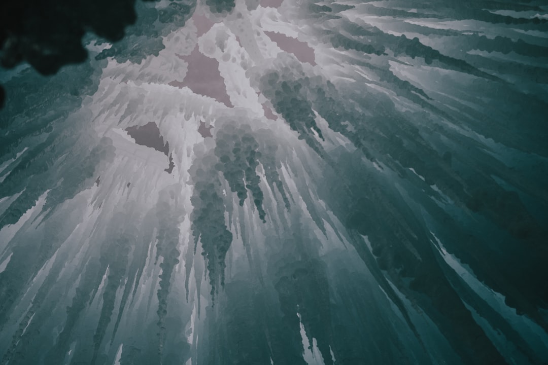 Photo Ice spikes