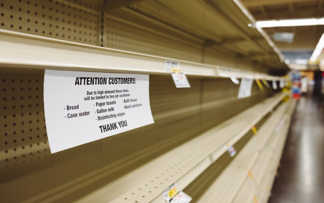 Photo Empty shelves