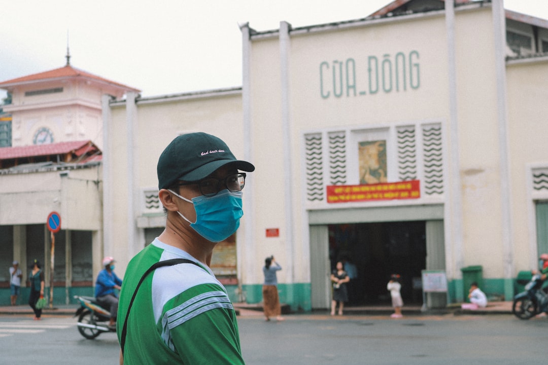 Photo Coughing person