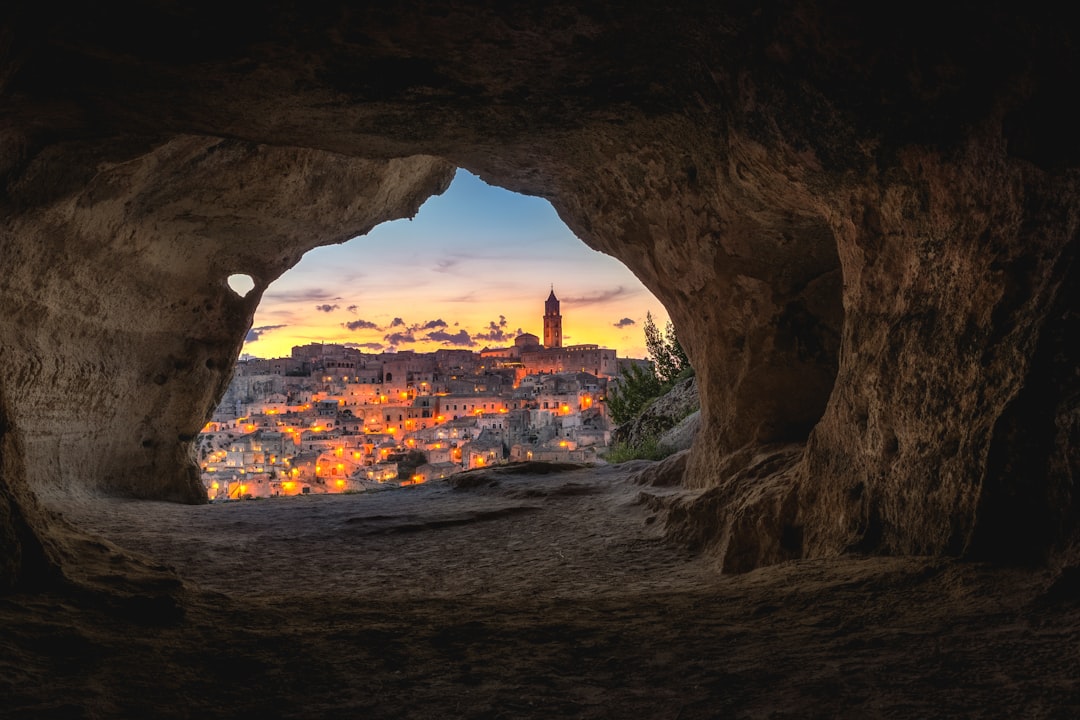 Photo Cave entrance