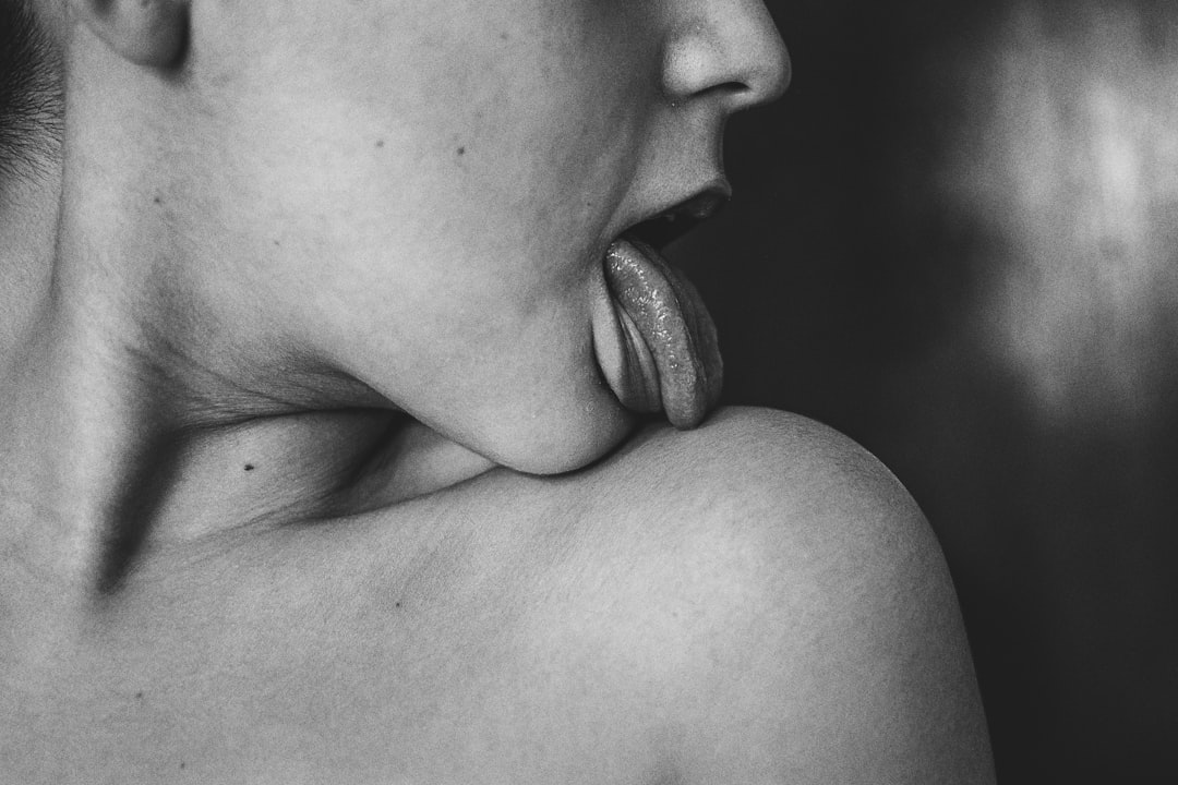 Photo Throat pain