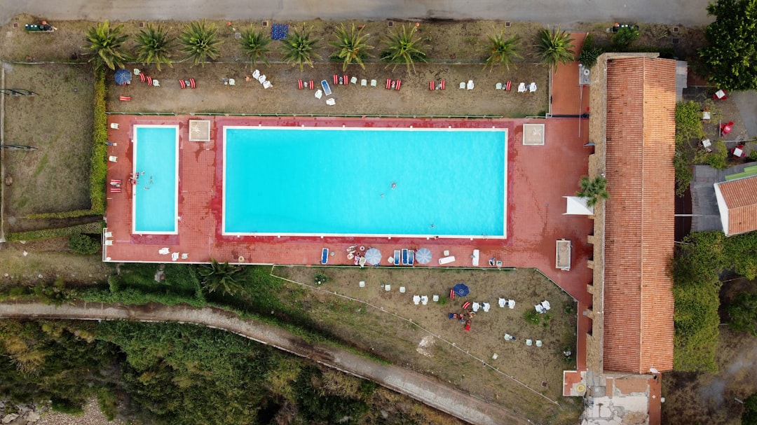Photo Swimming pool wart image