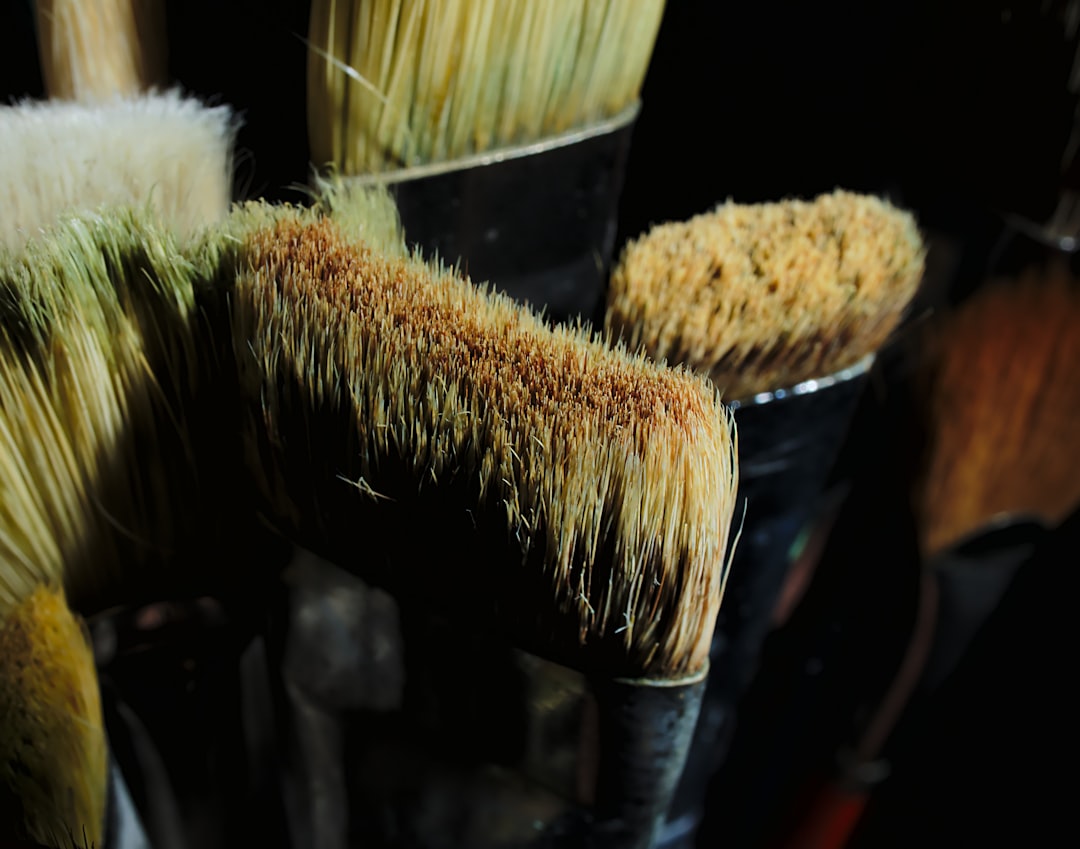 Photo Wart removal brush