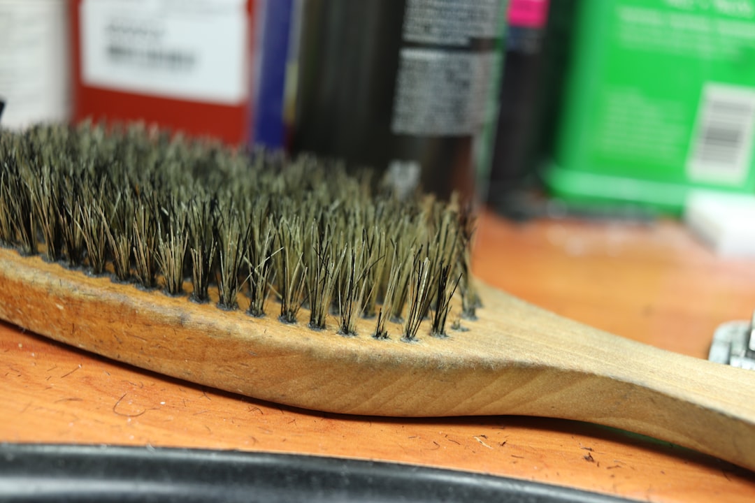 Photo Wart removal brush