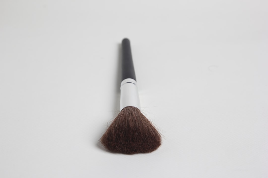 Photo Wart removal brush