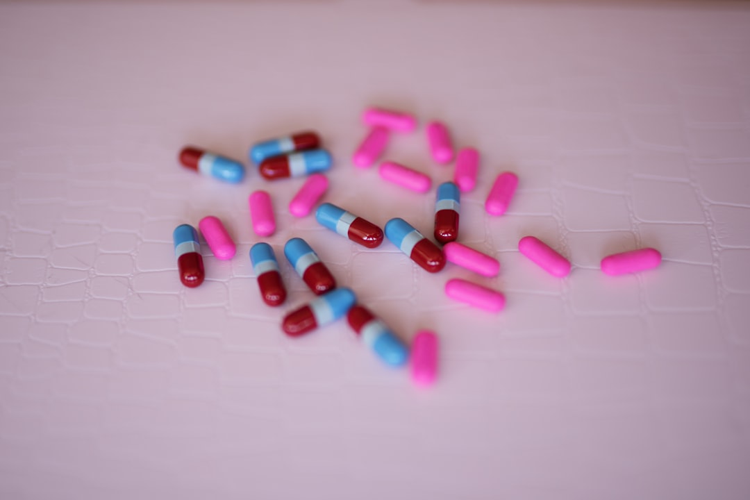 Photo pain reliever