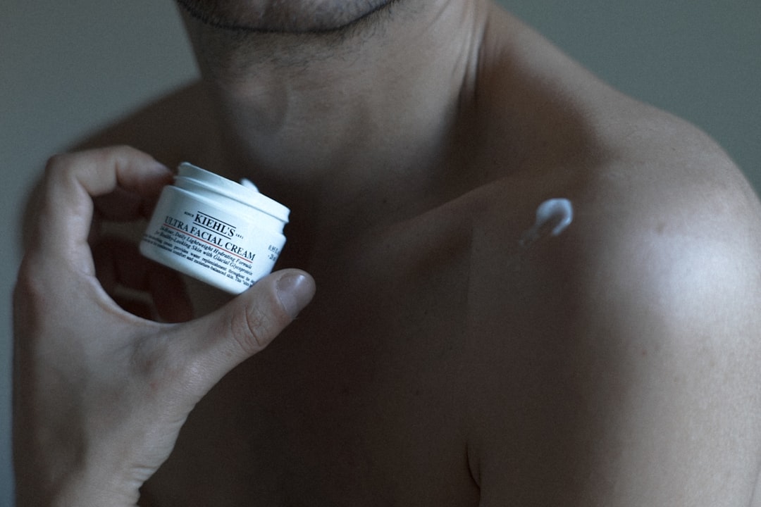 Photo pain reliever