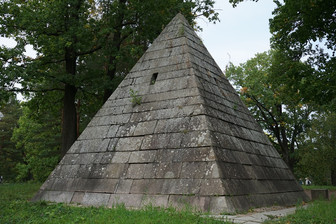Photo ketogenic paleolithic diet pyramid