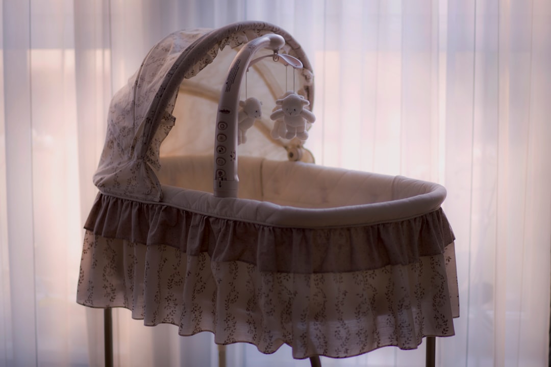 Photo pregnancy and home safety: non-slip, bathtub safety