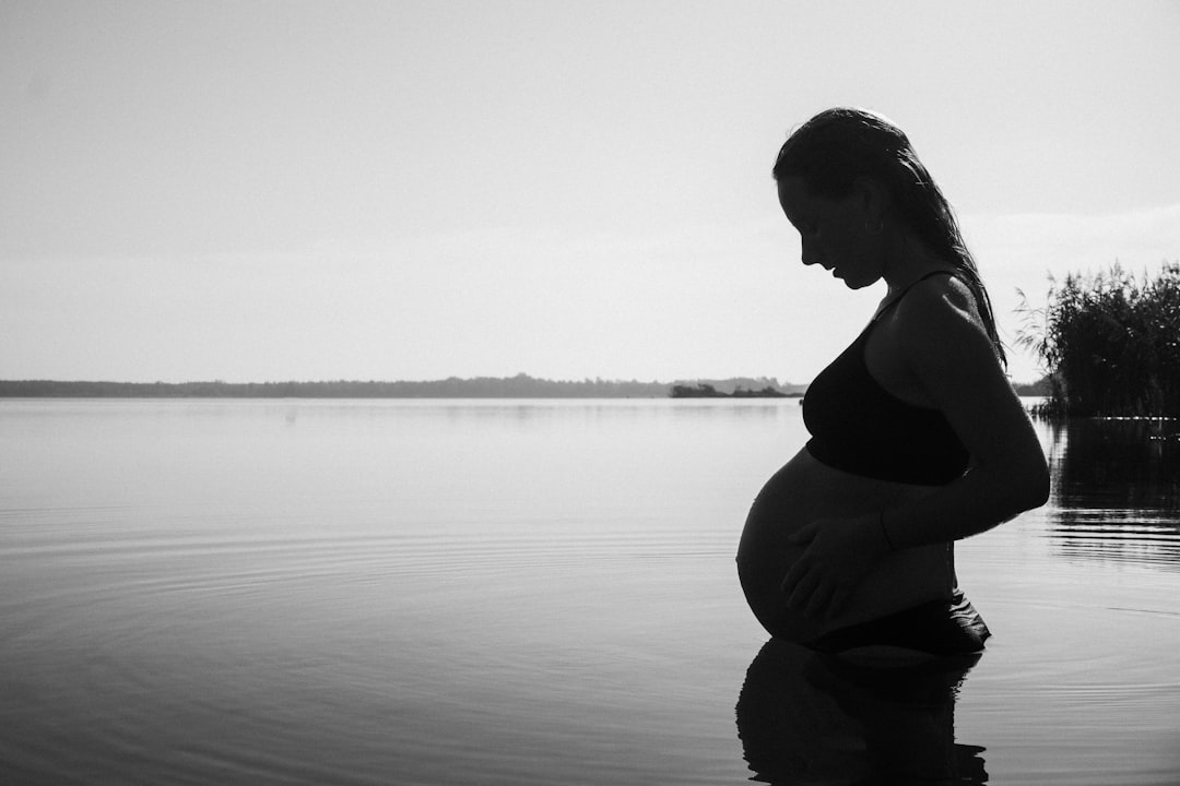 Photo Pregnancy and maternal identity: integrating new roles