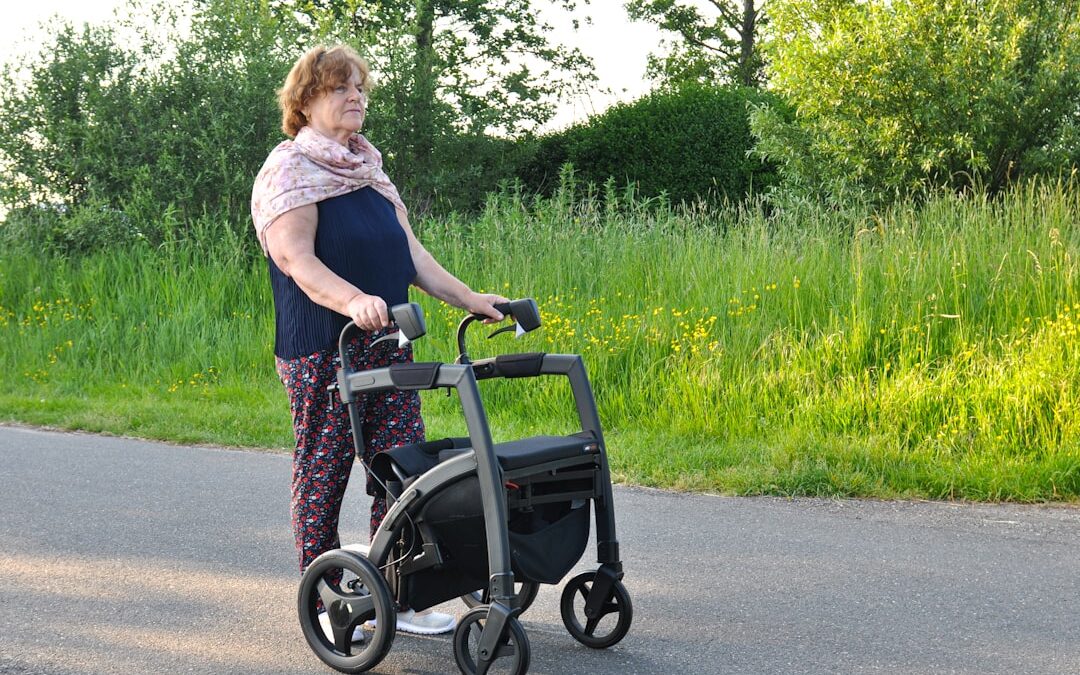 Photo pregnancy and stroller weight test