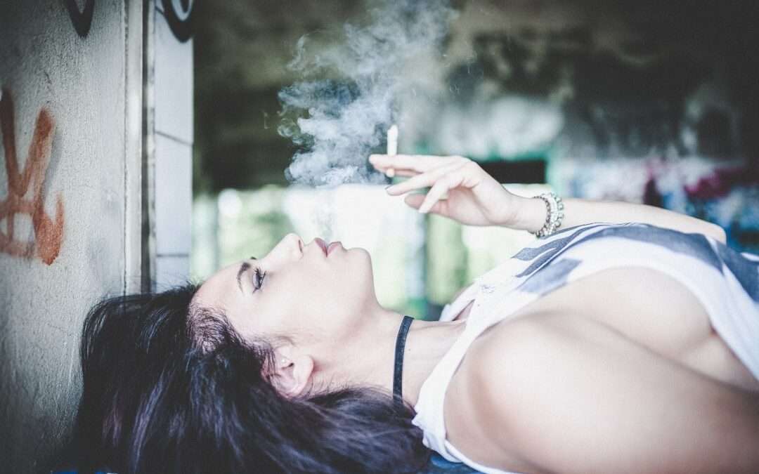 Photo pregnancy and smoking cessation