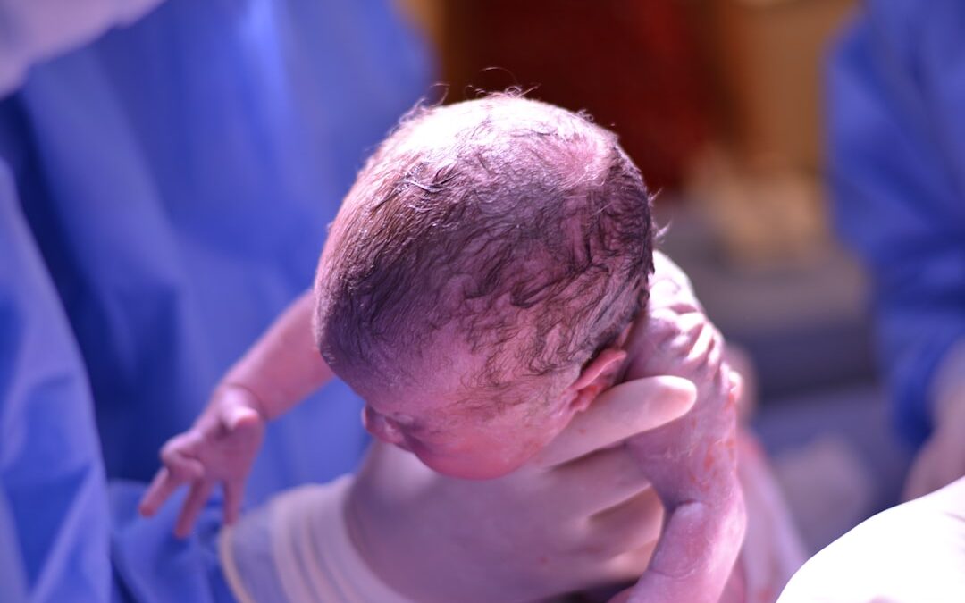 Photo newborn bathing